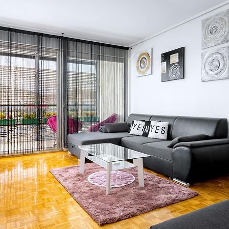 Luxe Comfort Melesio Apartment In Split Centre ภายนอก รูปภาพ